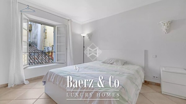 photo 6 Close to the port of Saint-Tropez