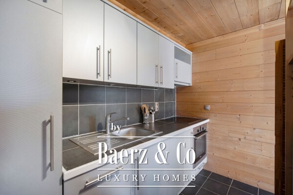 photo 3 3-Bedroom Apartment - Panoramic View