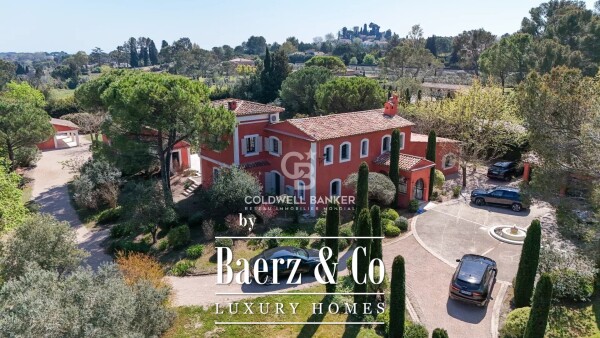 photo 2 Castellaras and absolute quiet, renovated Florentine villa