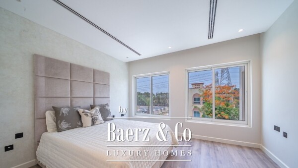 photo 9 Elegant 4-Bedroom Villa with Study for Sale in Jumeirah Village Triangle