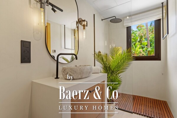 photo 25 Villa - Nueva Andalucia - Marbella - Ref: 8648