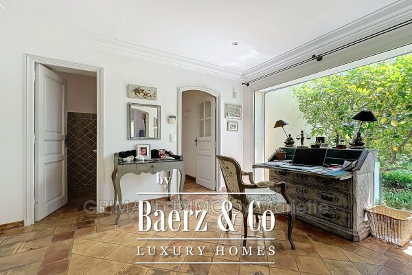 photo 9 property in the vineyards with 3 bedrooms, 4 single storey g