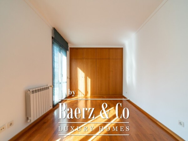 photo 18 T3, with condominium garden, garage and doorman