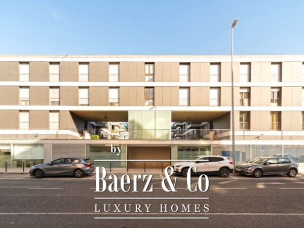 photo 24 T3, with condominium garden, garage and doorman