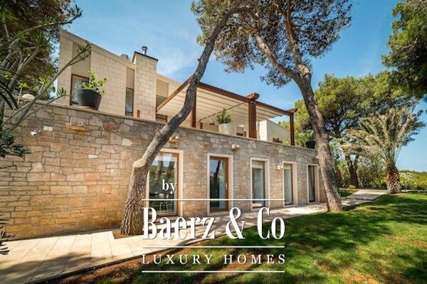 photo 4 Brač, Povlja, exclusive villa in a prestigious location