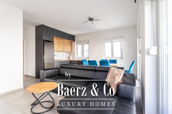 photo 5 Rogoznica, Zečevo, house with 4 apartments and a basement, 366.81 m²