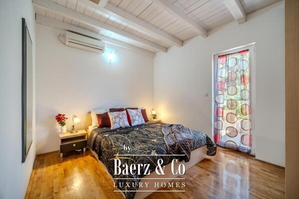 photo 21 Brač, Milna, house with six apartments, first row to the sea