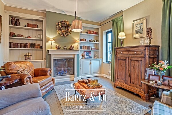 photo 17 Uitzonderlijke Duplex met zicht op kanaal, garage, carport en ruime (wijn)kelder!