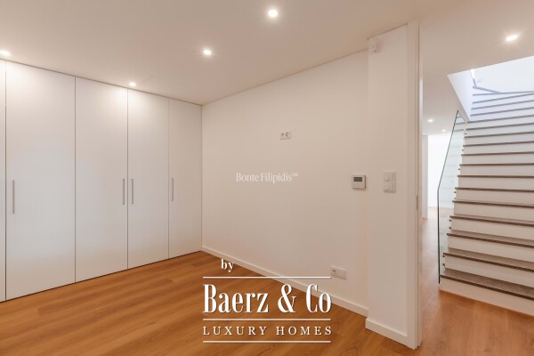 photo 30 Beautiful luxury home in Carcavelos e Parede, Parede