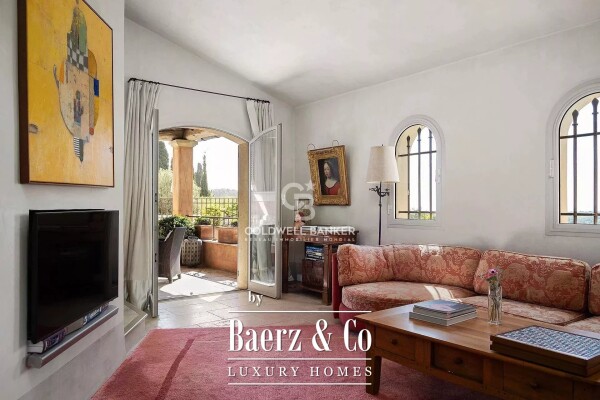 photo 8 Provençal villa with panoramic Seaview