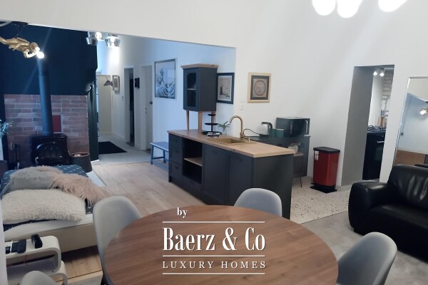 photo 1 Split, Center, spacious renovated apartment with garden and garage