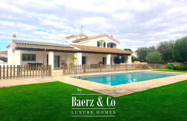 photo 2 EXCLUSIVE VILLA WITH MENORCAN ARCHITECTURE AND EXCEPTIONAL MATERIALS JUST A FEW STEPS FROM THE SEA IN SA CALETA, CIUTADELLA DE MENORCA