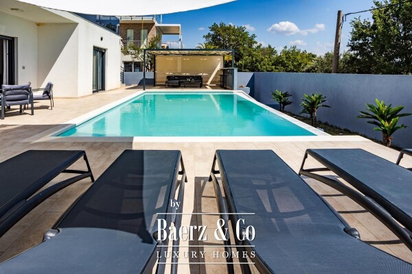 photo 33 Zadar, Maslenica, luxury villa by the sea