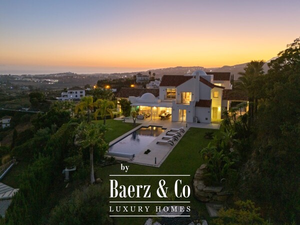 photo 2 Villa - Puerto Almendro - Benahavis - Ref: 8692