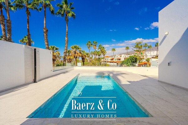 photo 1 Unique opportunity in ideal location in Tenerife