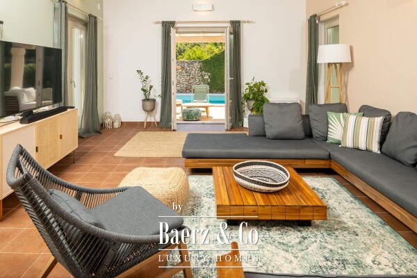 photo 6 Hvar, Vrboska, beautiful stone villa near the sea