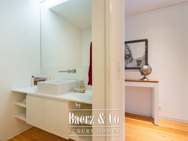 photo 13 Luxury 2 Bedroom Apartment with Private Garden in Restelo, inserted in a condominium of excellence