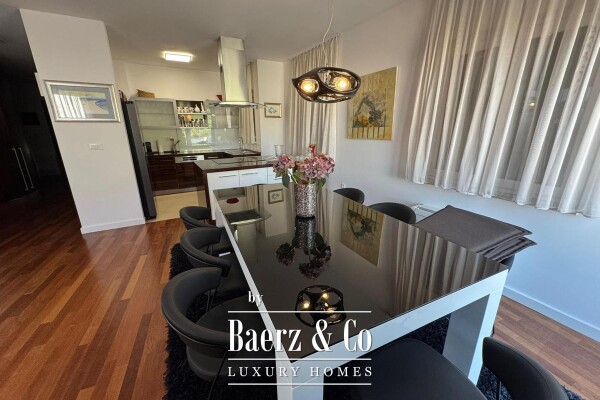 photo 3 Brač, Bol, luxury penthouse in the town centre and building plot with building permit
