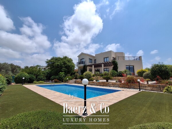 photo 2 Royal Residences – key ready 3 bedroom golf villa with pool, Secret Valley